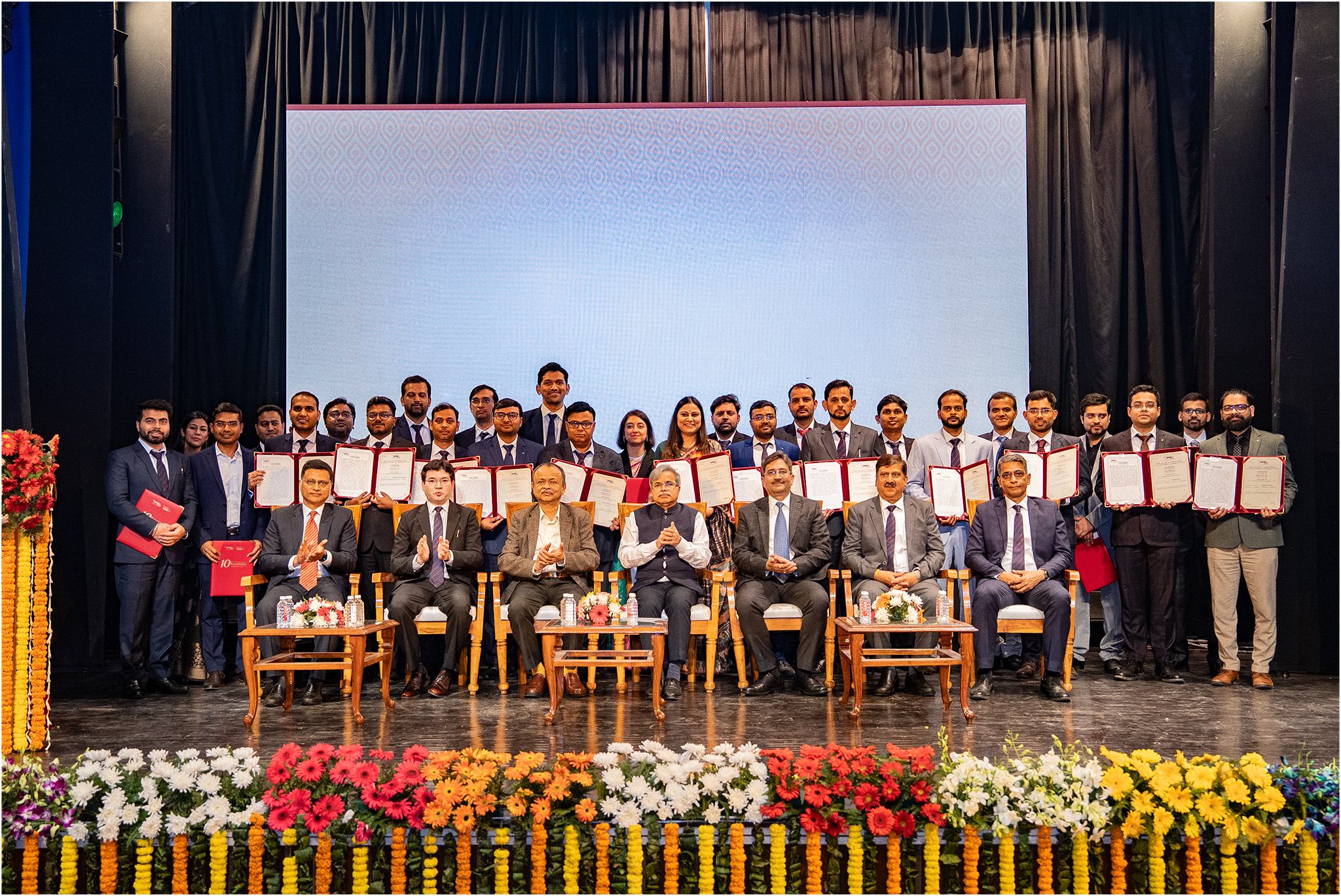 नॅशनल हाय स्पीड रेल कॉर्पोरेशन लिमिटेड आपला १० वा स्थापना दिवस साजरा करत आहे.